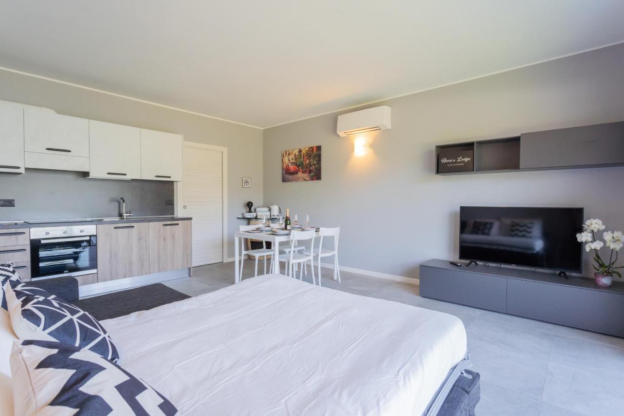 Anna'S Lodge Quiet & Charme By Rent All Como Pianello Del Lario Exterior photo
